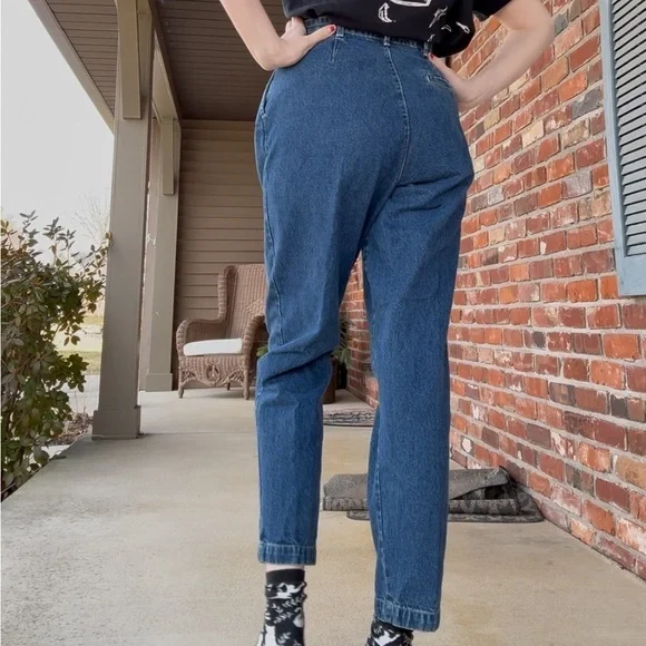 Vintage 90’s GV Jeans High Rise Mom Jeans - Picture 9 of 11